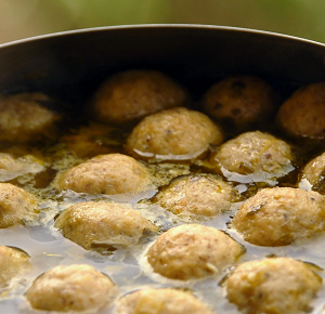 Matzah-Balls.png Matzah-Balls.png